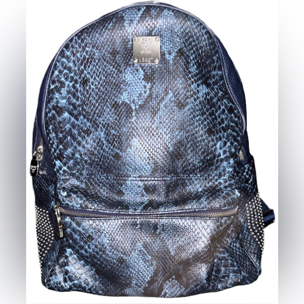MCM Snakeskin Embossed Visetos Studded Medium Stark Backpack